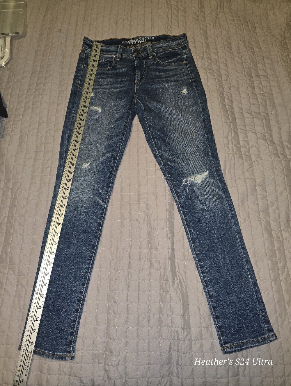 American Eagle, Women's Distressed Skinny Jeans - Dark Blue, Size 2